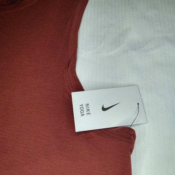 NWT RBX Red Short Sleeve Crew Neck Design Jersey Fabric T Shirt Size Large - Picture 4 of 4